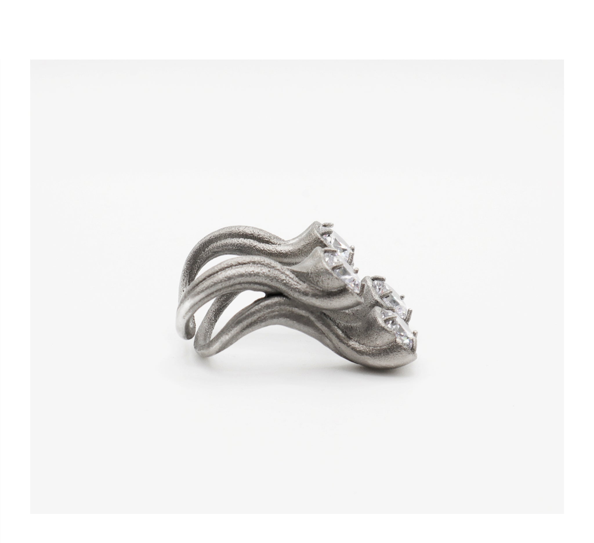 VINE 4STONE RING STAINLESS STEEL
